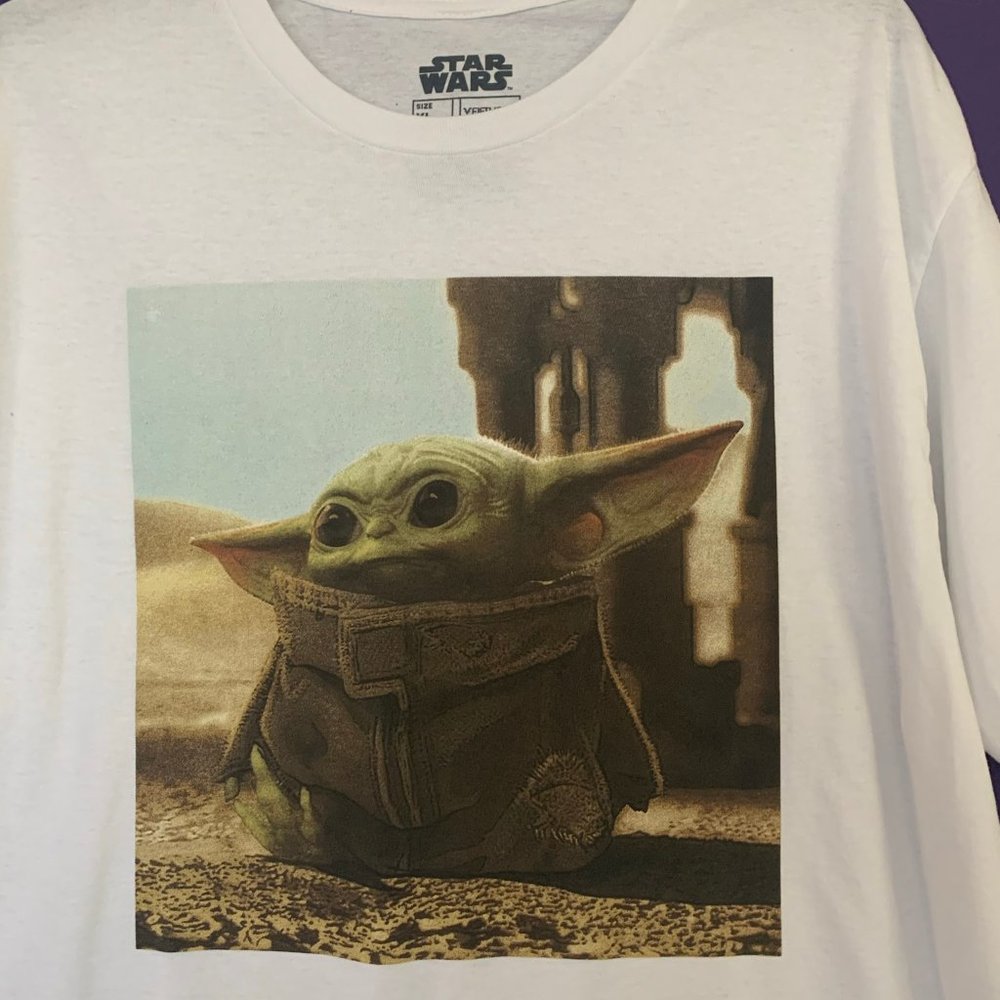 STAR WARS Baby Yoda T-shirt in XL